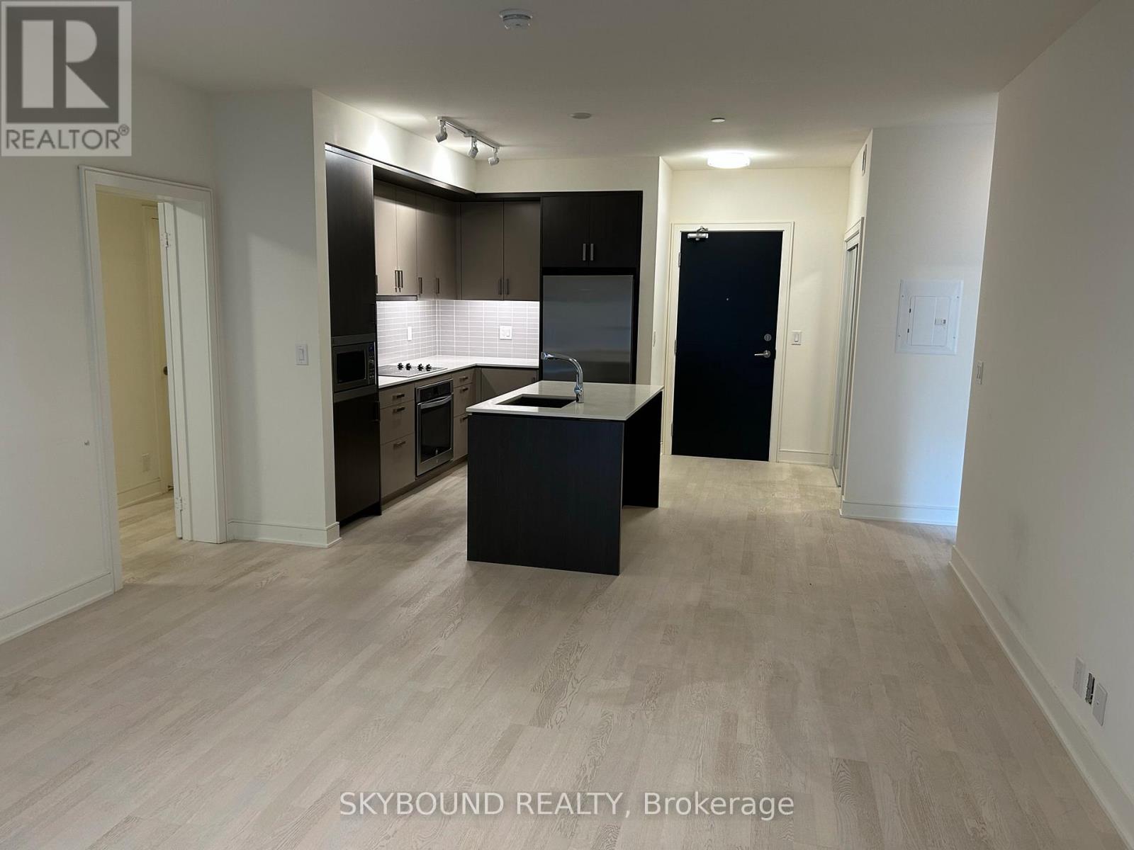 143 - 1575 Lakeshore Road W, Mississauga, Ontario  L5J 0B1 - Photo 11 - W12790426