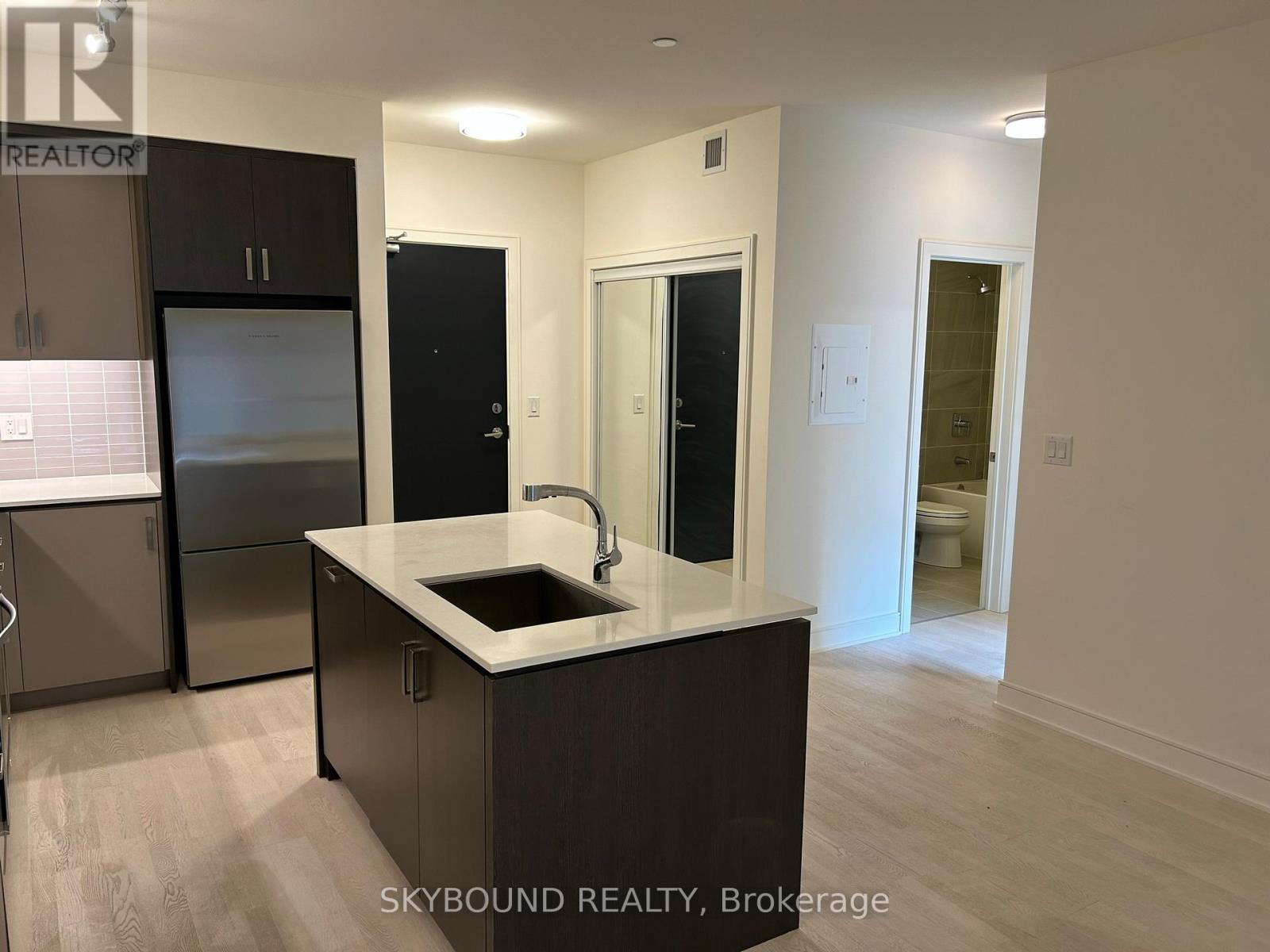 143 - 1575 Lakeshore Road W, Mississauga, Ontario  L5J 0B1 - Photo 19 - W12790426