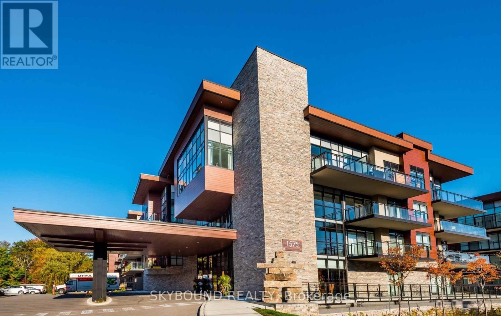 143 - 1575 Lakeshore Road W, Mississauga, Ontario  L5J 0B1 - Photo 2 - W12790426