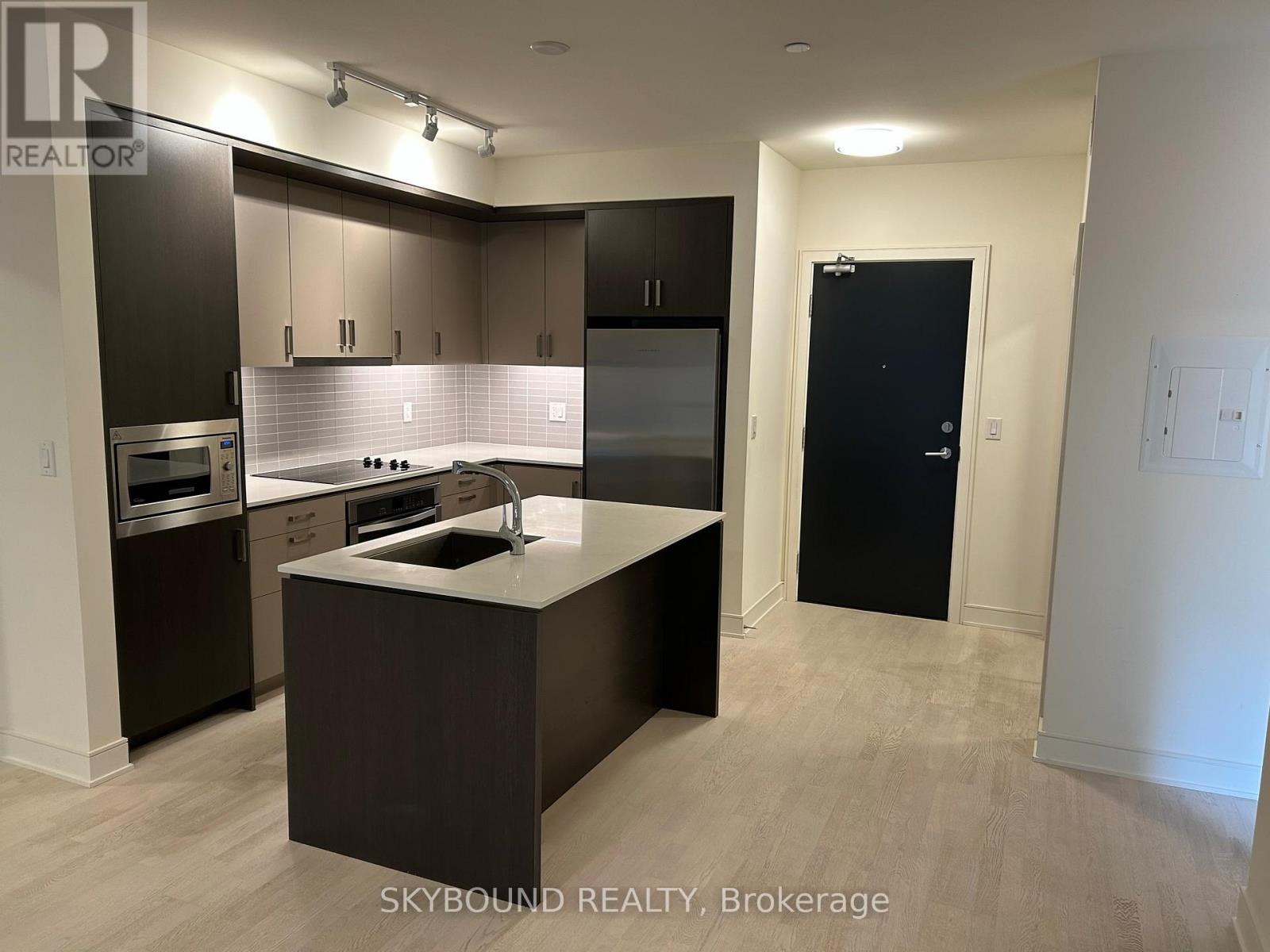 143 - 1575 Lakeshore Road W, Mississauga, Ontario  L5J 0B1 - Photo 7 - W12790426