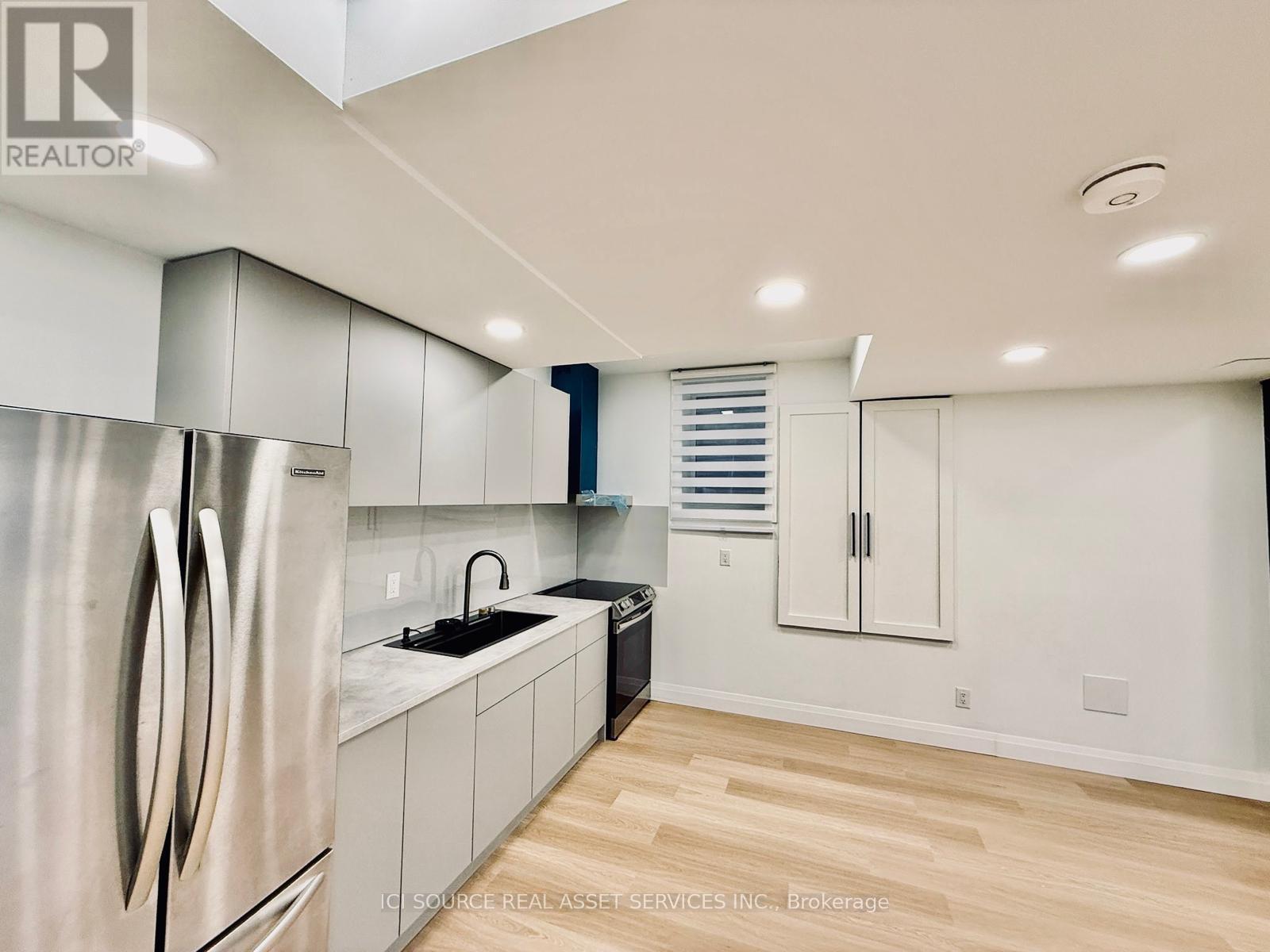 2 - 3186 Hines Drive, Oakville, Ontario  L6M 0Z9 - Photo 8 - W12790438