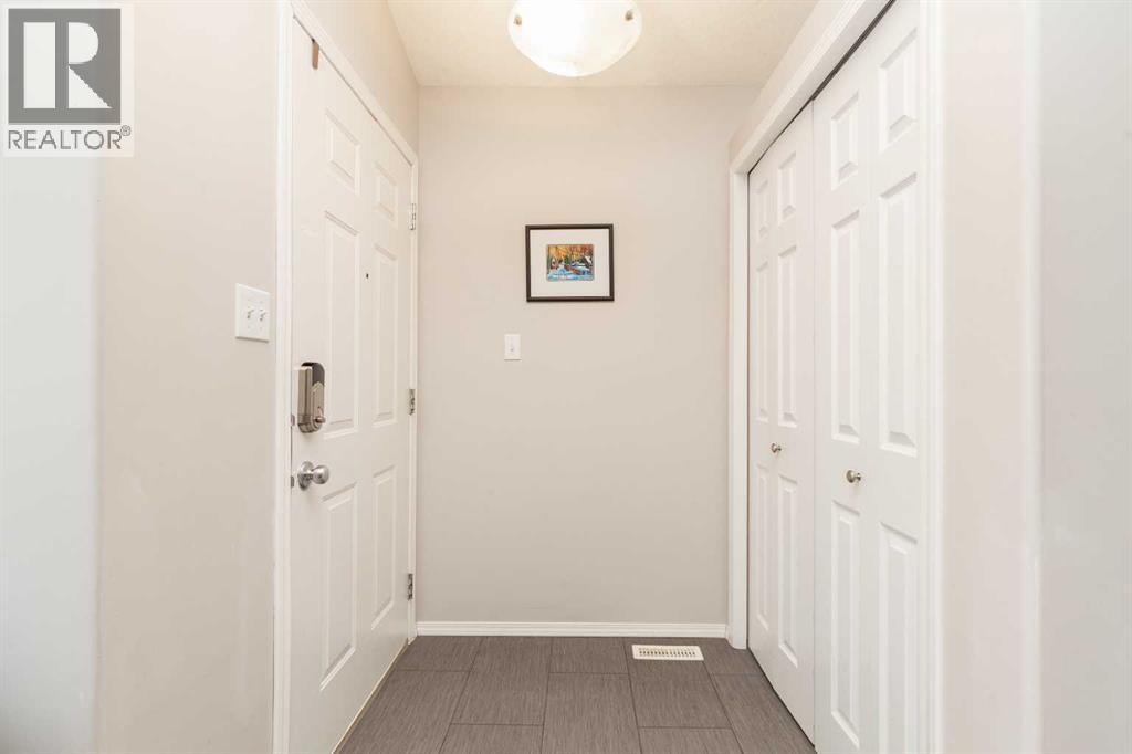 140 Blackfoot Circle W, Lethbridge, Alberta  T1K 7V6 - Photo 3 - A2286201