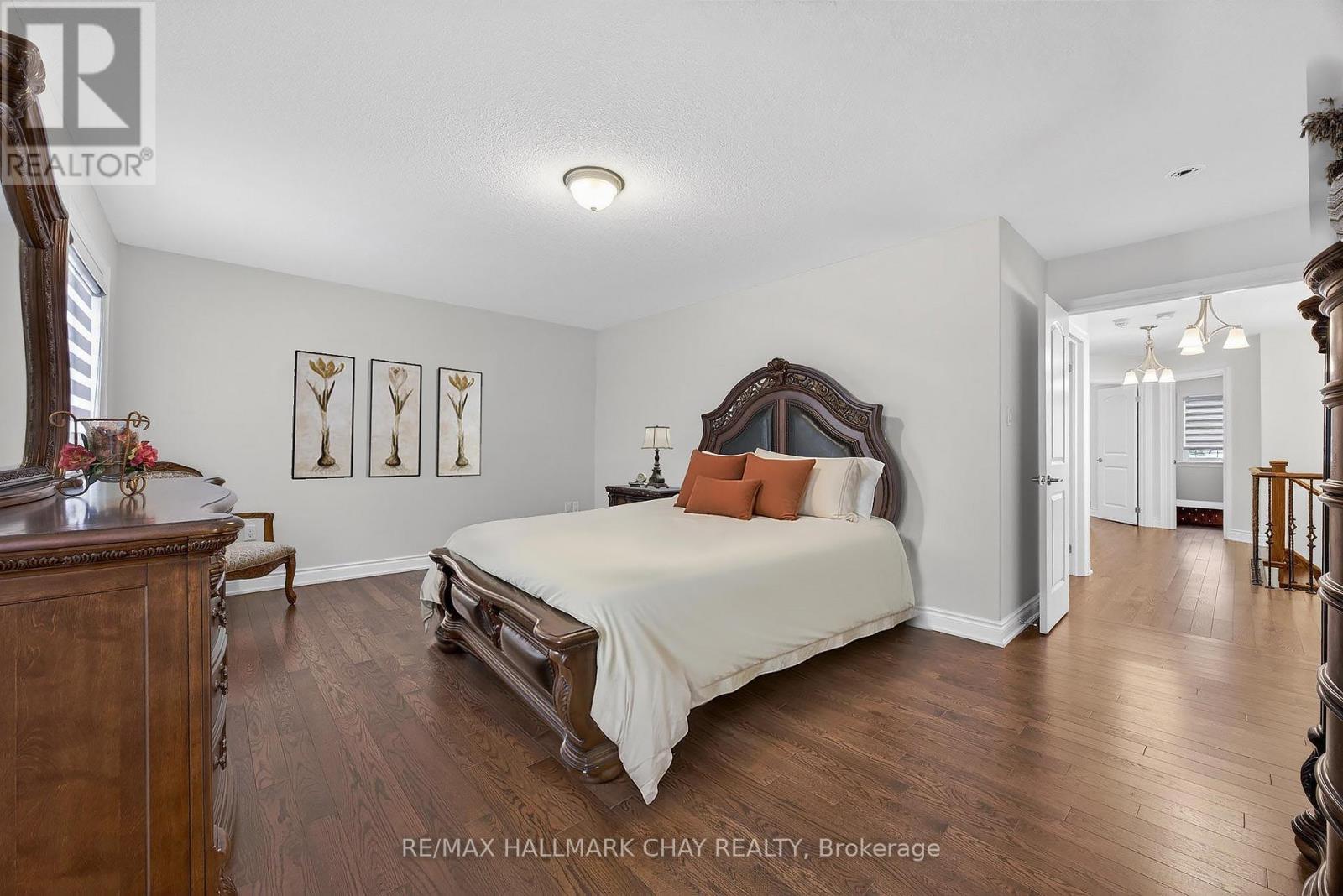 101 Gardiner Drive, Bradford West Gwillimbury, Ontario  L3Z 3G2 - Photo 17 - N12790328