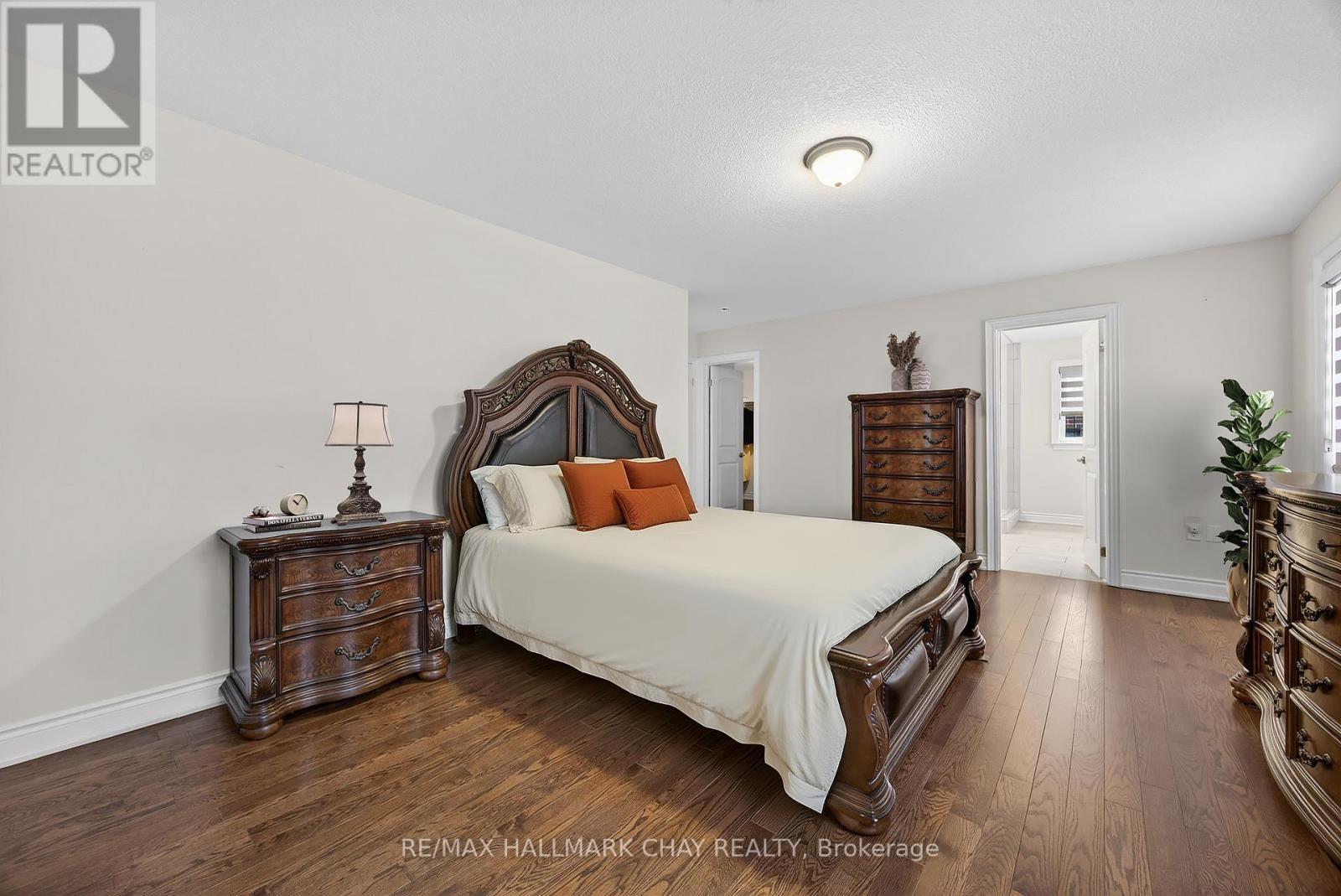 101 Gardiner Drive, Bradford West Gwillimbury, Ontario  L3Z 3G2 - Photo 16 - N12790328