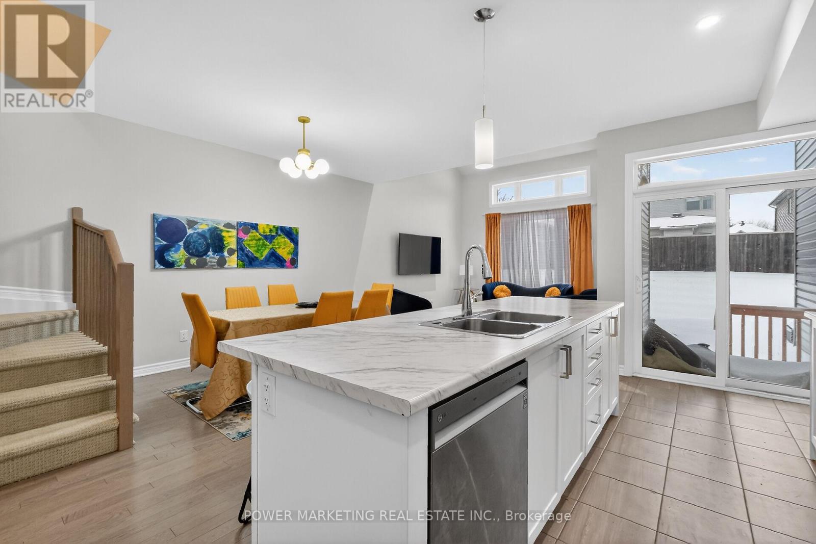 528 Enclave Lane, Clarence-Rockland, Ontario  K4K 0M8 - Photo 18 - X12790468