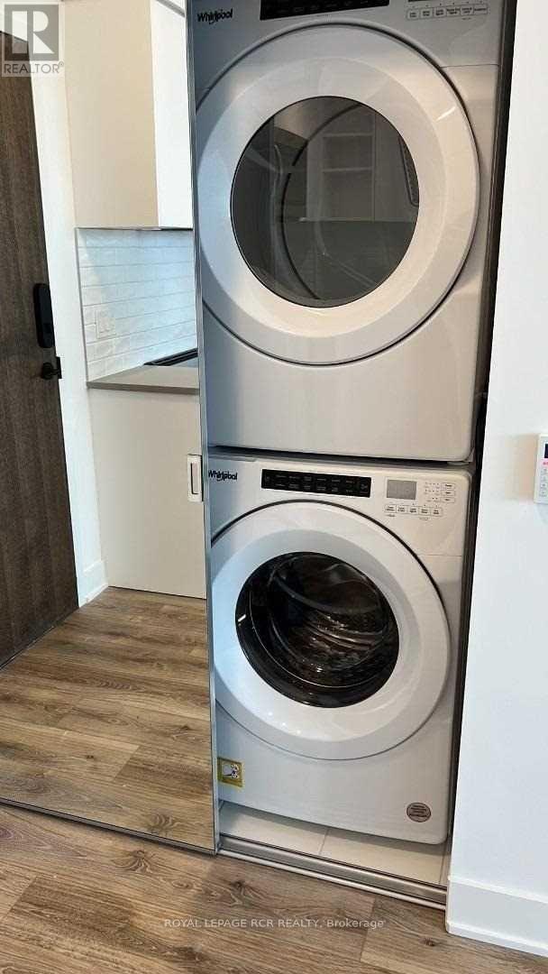 Lph 1103 - 100 Eagle Rock Way, Vaughan, Ontario  L6A 5A7 - Photo 8 - N12757228