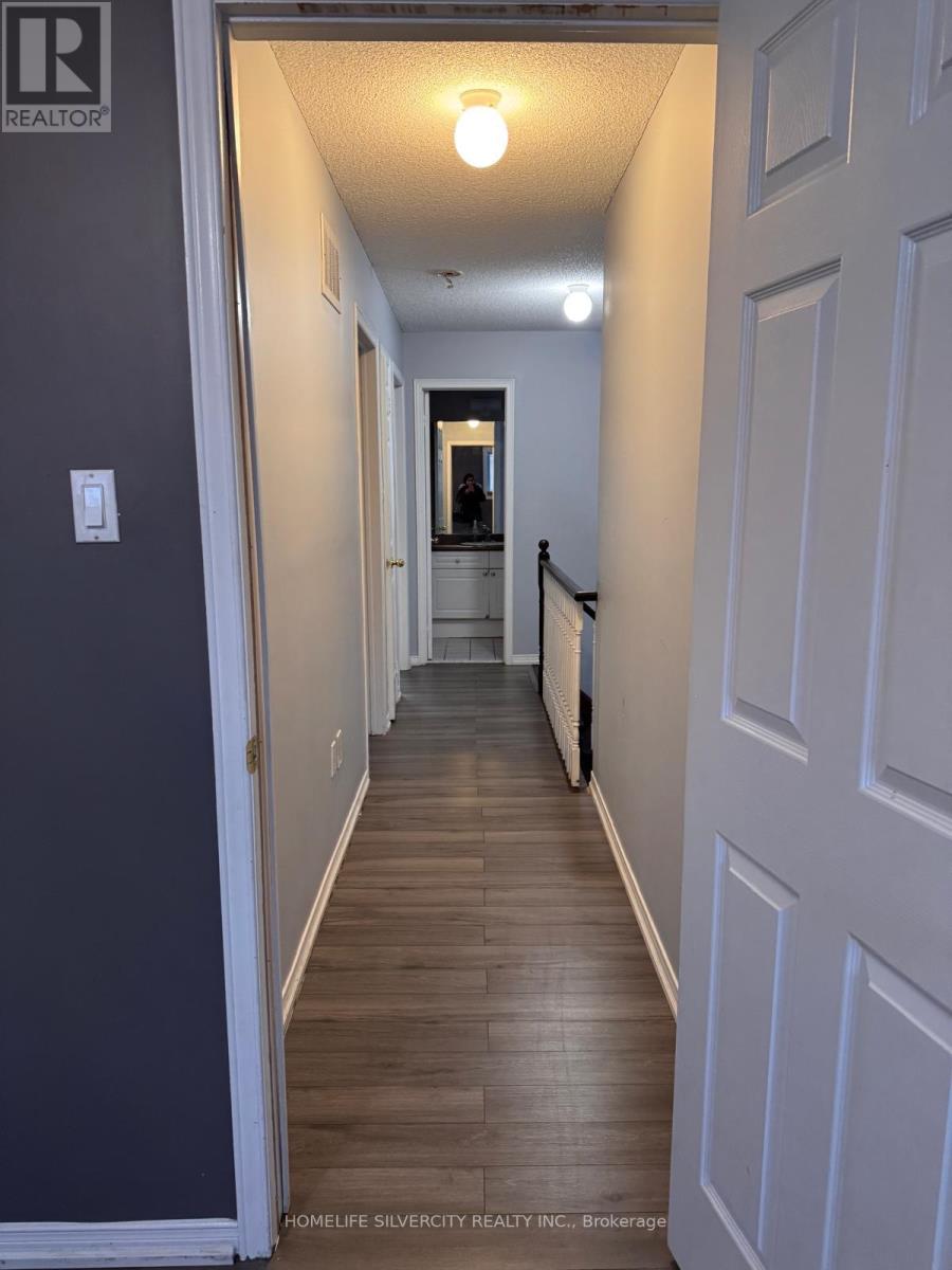 154 Broomlands Drive, Vaughan, Ontario  L6A 2K3 - Photo 10 - N12790010