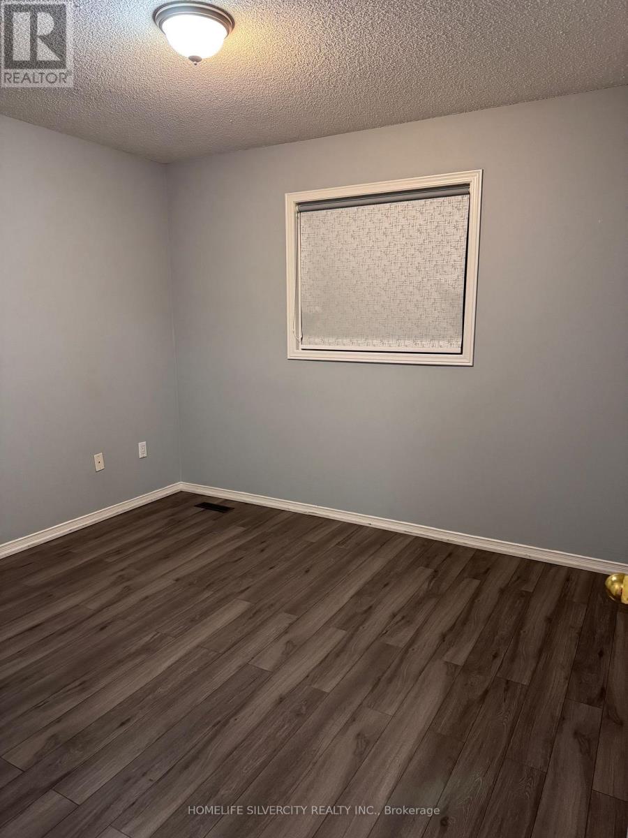 154 Broomlands Drive, Vaughan, Ontario  L6A 2K3 - Photo 11 - N12790010