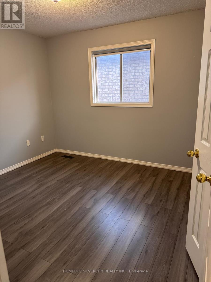 154 Broomlands Drive, Vaughan, Ontario  L6A 2K3 - Photo 17 - N12790010