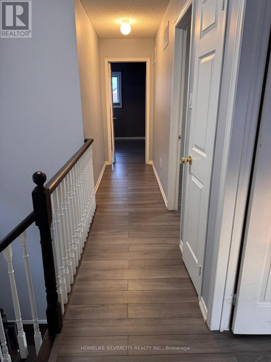 154 Broomlands Drive, Vaughan, Ontario  L6A 2K3 - Photo 9 - N12790010