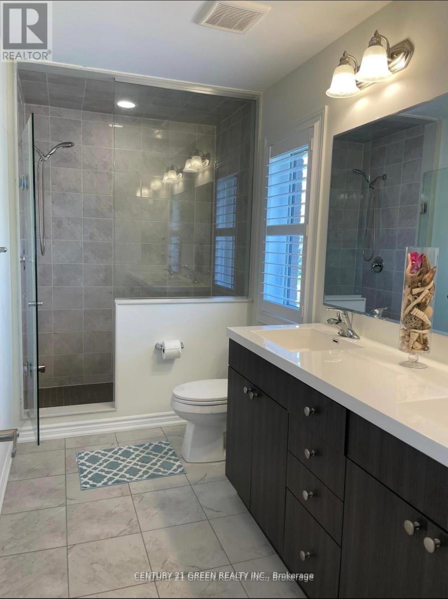 141 Barkerville Drive E, Whitby, Ontario  L1P 0L9 - Photo 12 - E12790478