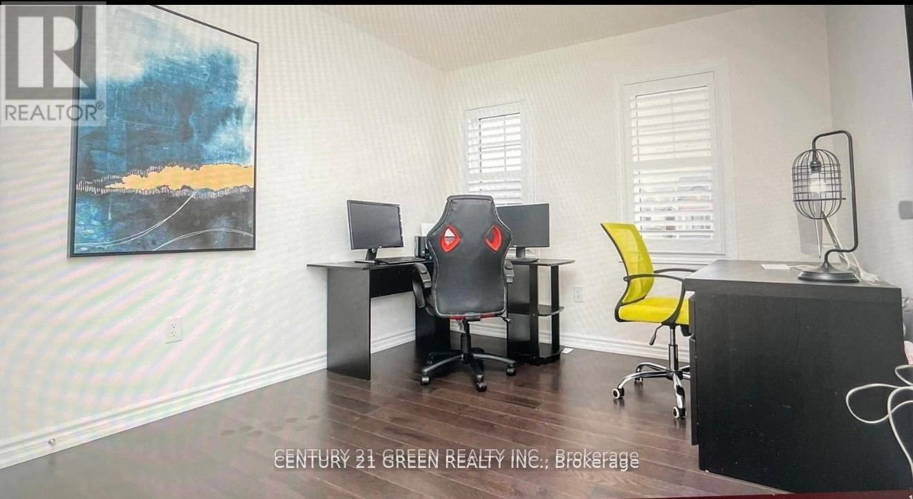 141 Barkerville Drive E, Whitby, Ontario  L1P 0L9 - Photo 14 - E12790478