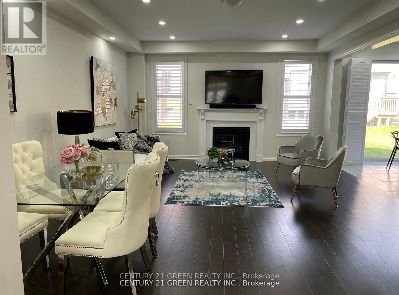 141 Barkerville Drive E, Whitby, Ontario  L1P 0L9 - Photo 4 - E12790478