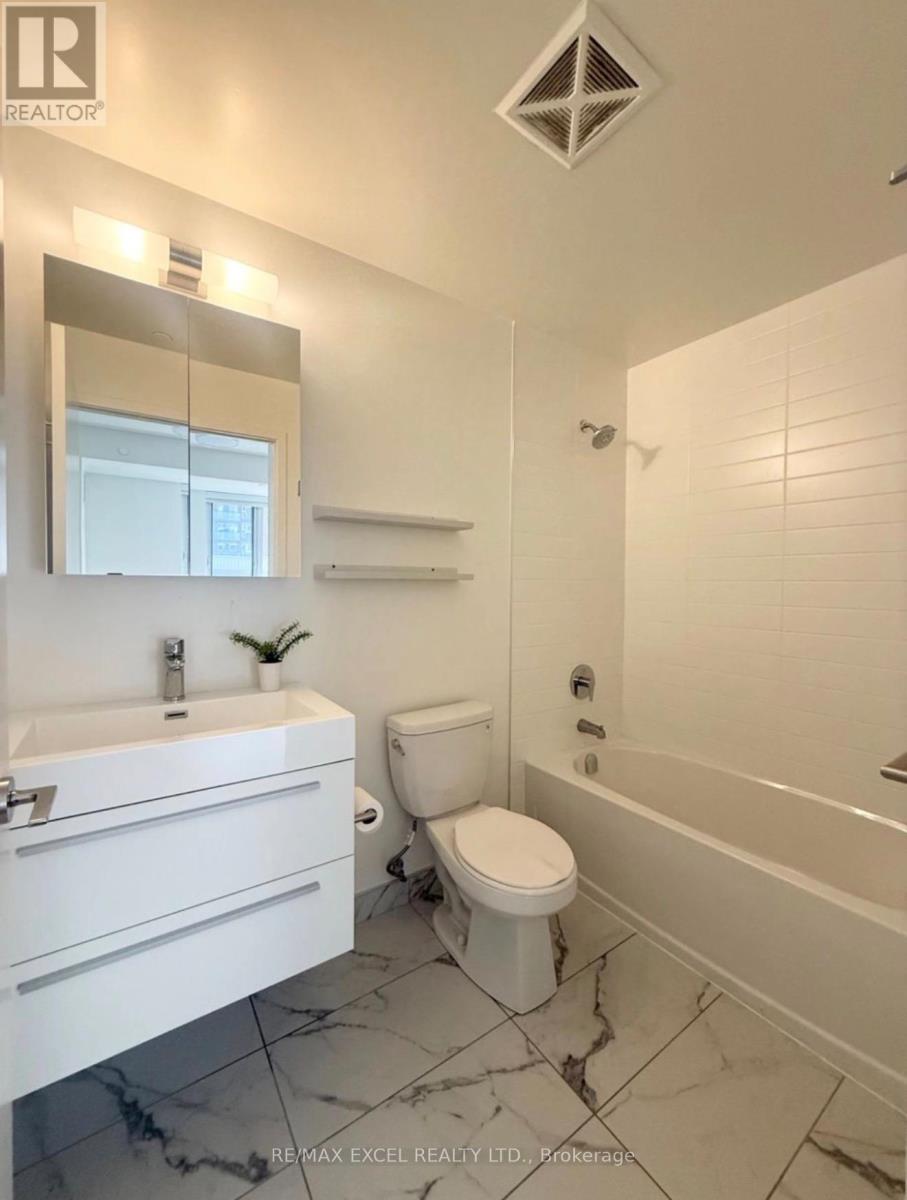 802 - 38 Simcoe Promenade, Markham, Ontario  L6G 0H7 - Photo 8 - N12786778