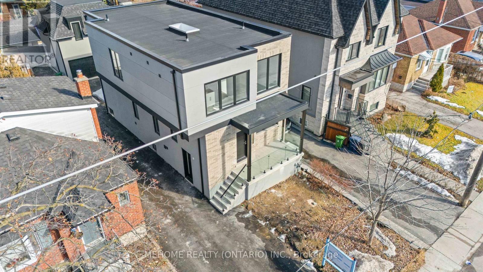 LOWER - 46 WILLIAM STREET, Toronto, Ontario