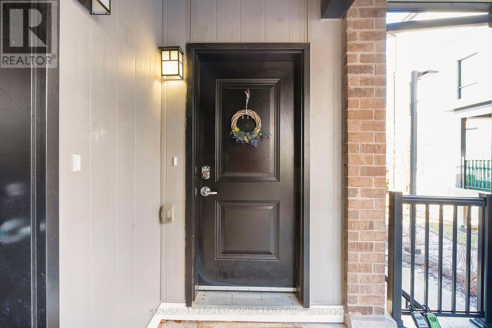 110 - 1206 Main Street E, Milton (De Dempsey), Ontario  L9T 9K6 - Photo 4 - W12790476