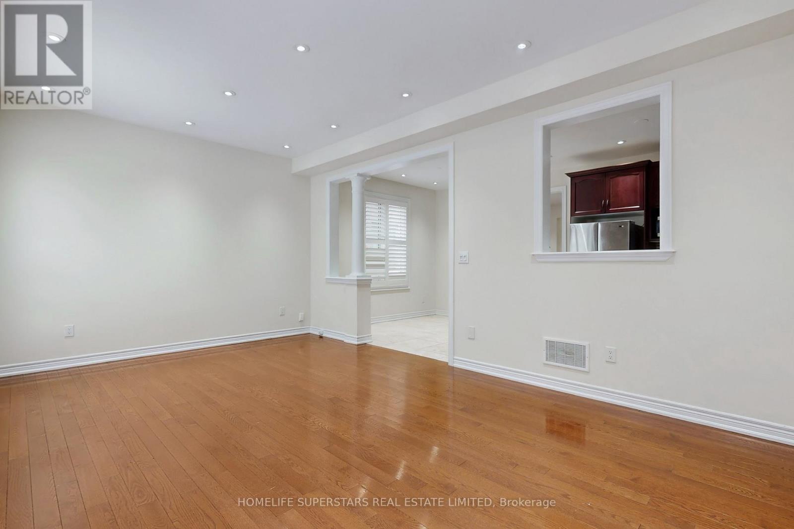 60 Ebury Drive, Brampton (Credit Valley), Ontario  L6X 5M7 - Photo 11 - W12790486