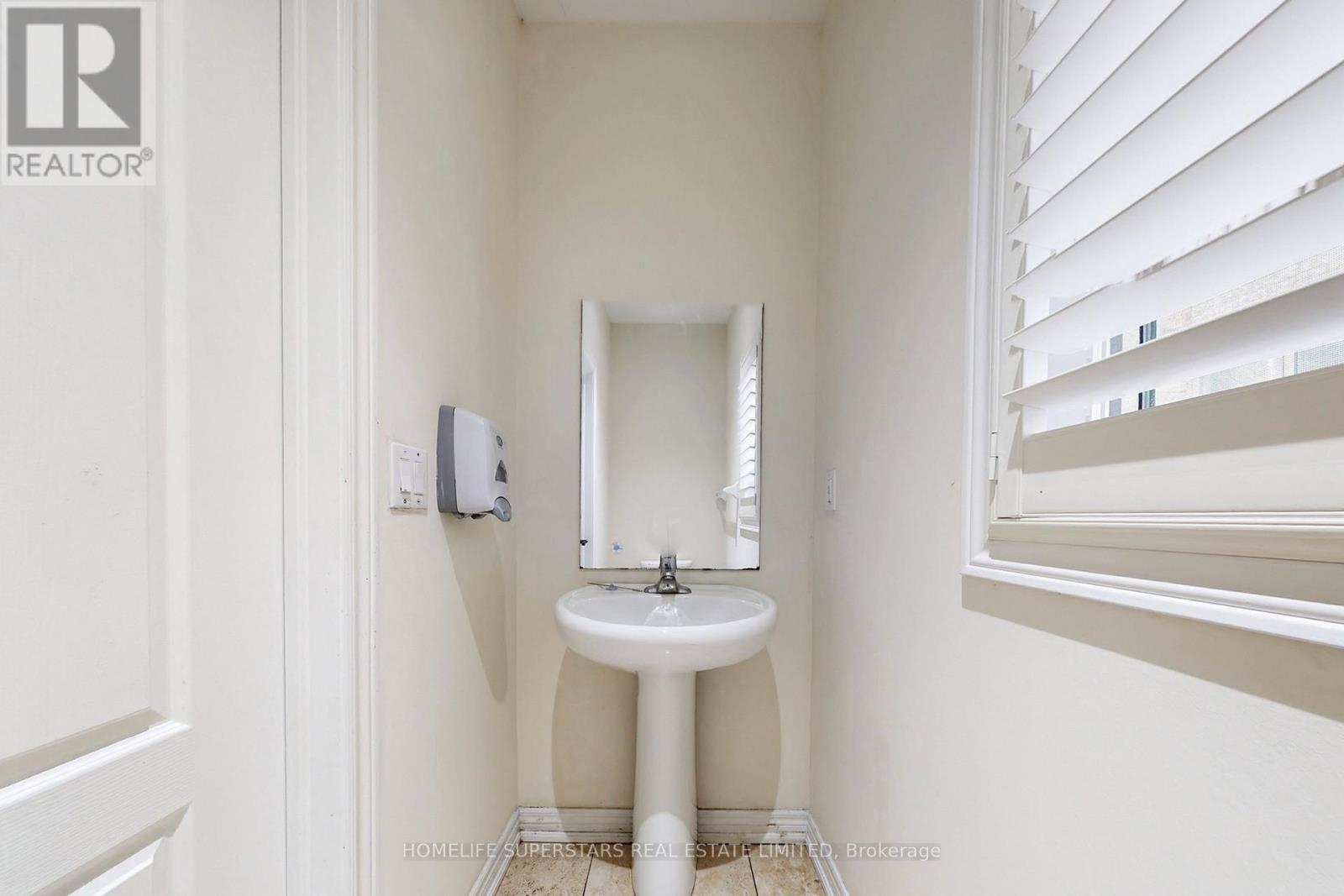 60 Ebury Drive, Brampton (Credit Valley), Ontario  L6X 5M7 - Photo 20 - W12790486