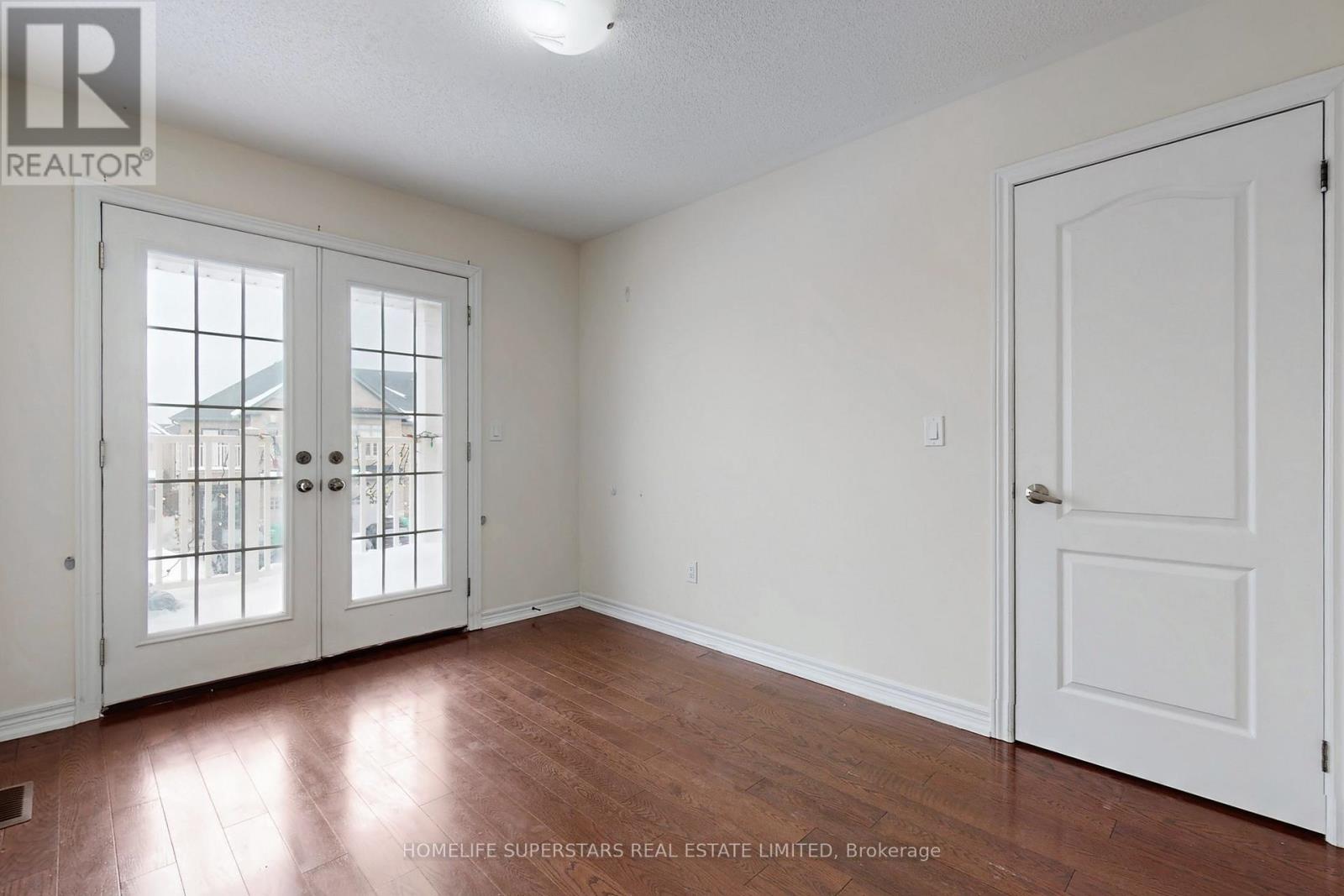 60 Ebury Drive, Brampton (Credit Valley), Ontario  L6X 5M7 - Photo 30 - W12790486