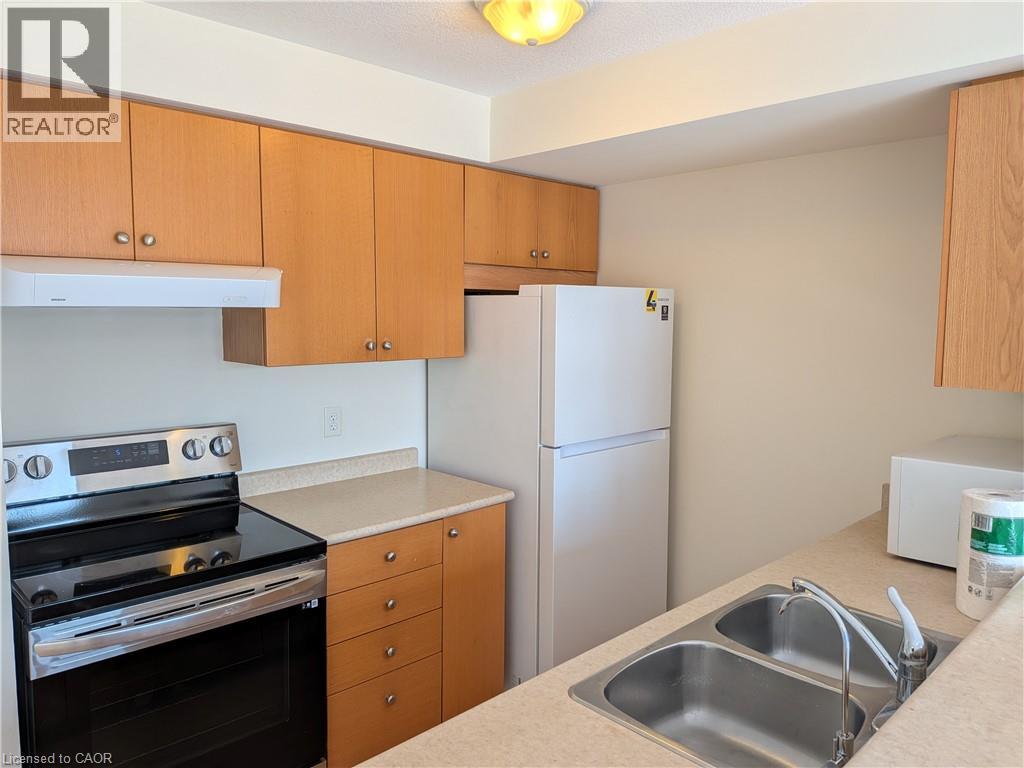 45 Cedarhill Crescent Unit# 14d, Kitchener, Ontario  N2E 0A2 - Photo 5 - 40797659