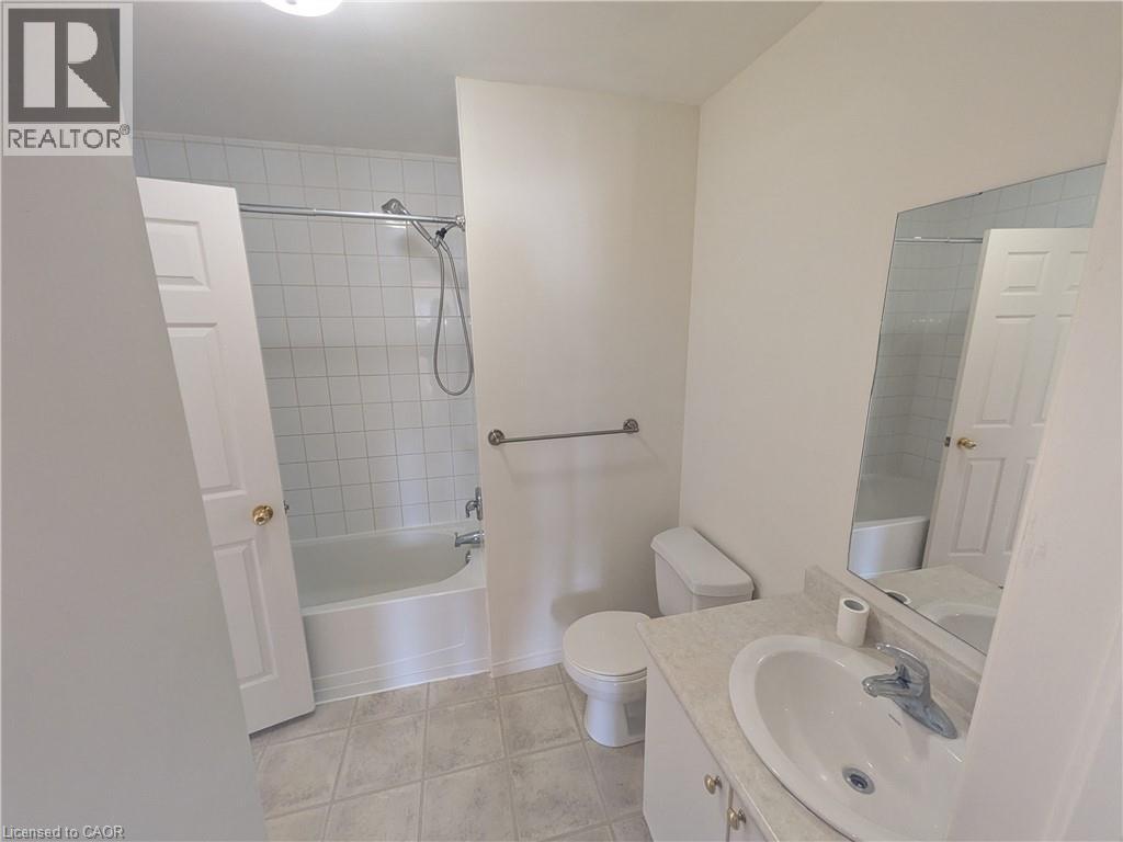 45 Cedarhill Crescent Unit# 14d, Kitchener, Ontario  N2E 0A2 - Photo 21 - 40797659