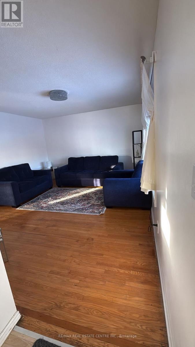 55 YORKDALE DRIVE, Hamilton, Ontario