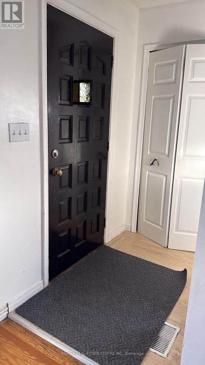 55 Yorkdale Crescent, Hamilton, Ontario  L8J 1E4 - Photo 10 - X12790466