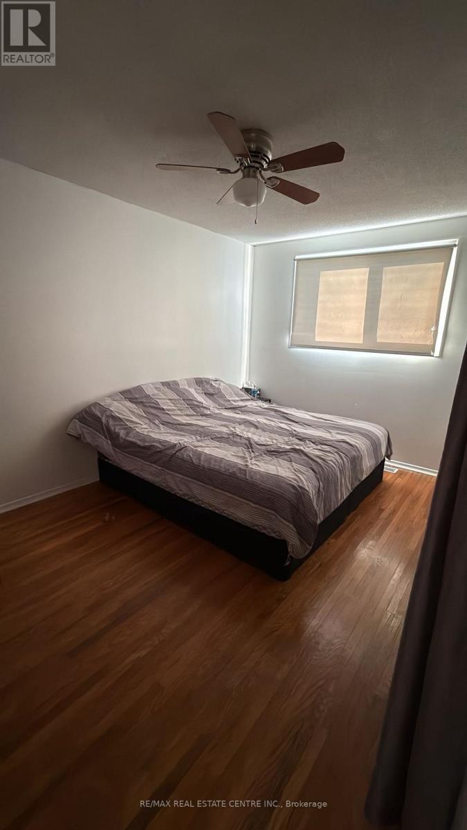 55 Yorkdale Crescent, Hamilton, Ontario  L8J 1E4 - Photo 18 - X12790466