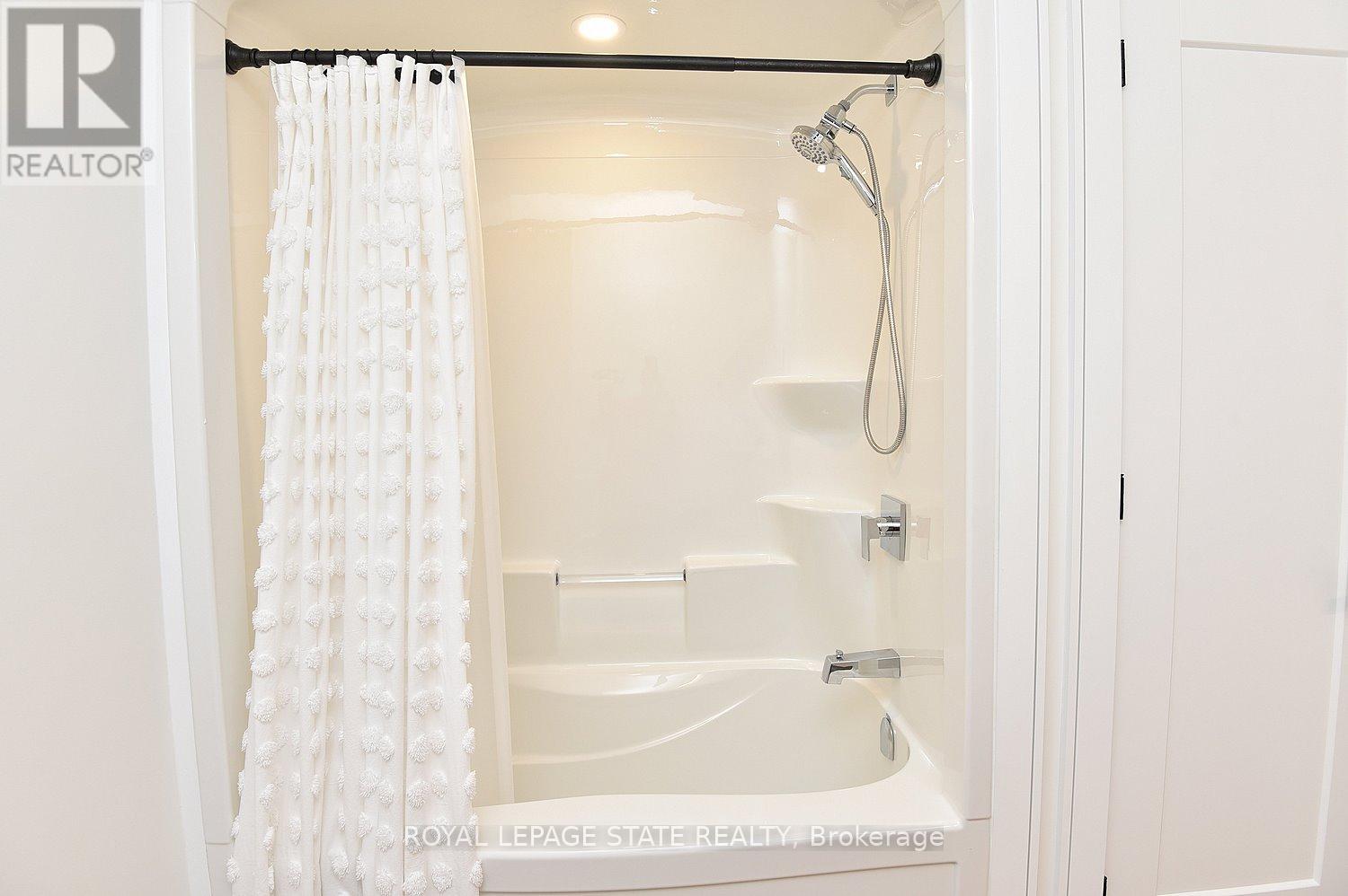 3642 Vosburgh Place, Lincoln, Ontario  L0R 1G0 - Photo 41 - X12789202