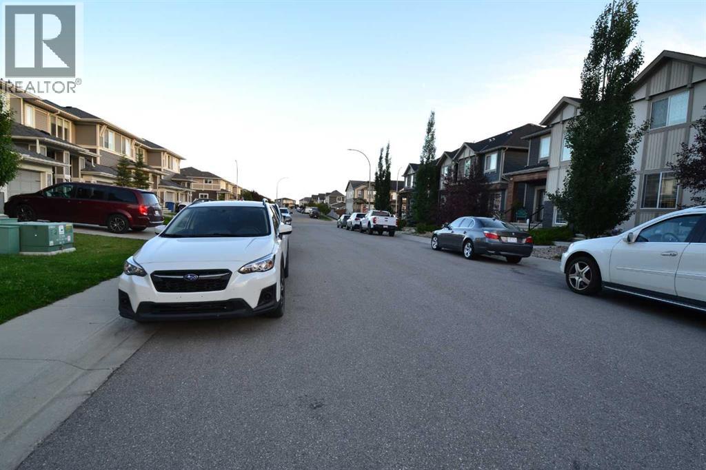 613 Hillcrest Road Sw, Airdrie, Alberta  T4B 4C8 - Photo 11 - A2284382