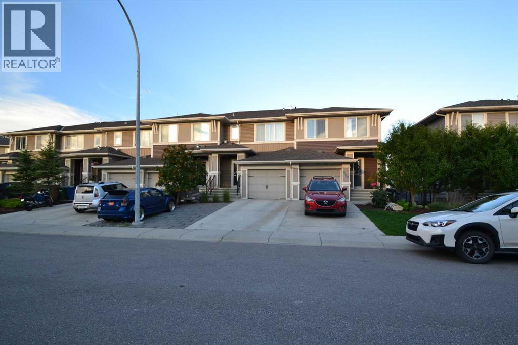 613 Hillcrest Road Sw, Airdrie, Alberta  T4B 4C8 - Photo 6 - A2284382