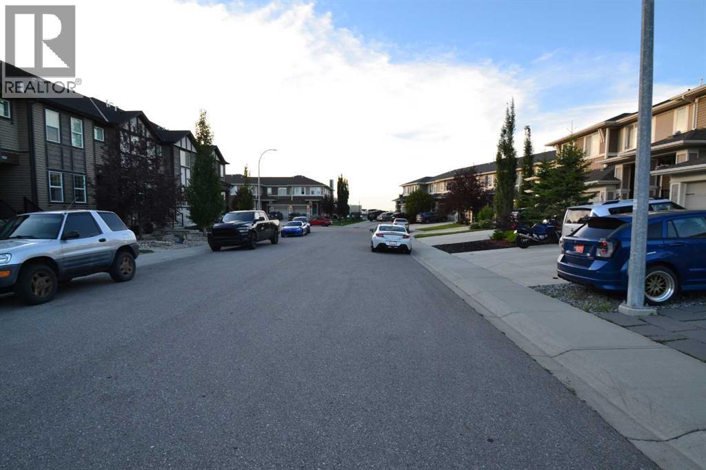 613 Hillcrest Road Sw, Airdrie, Alberta  T4B 4C8 - Photo 10 - A2284382