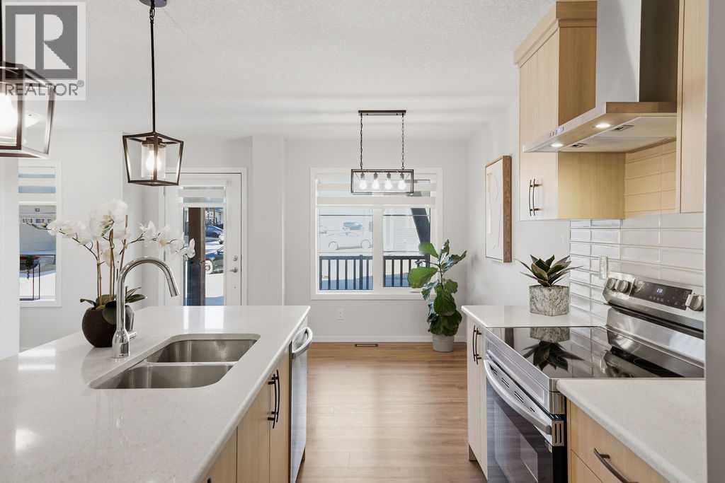 67 Carringwood Manor Nw, Calgary, Alberta  T3P 2A7 - Photo 11 - A2285213