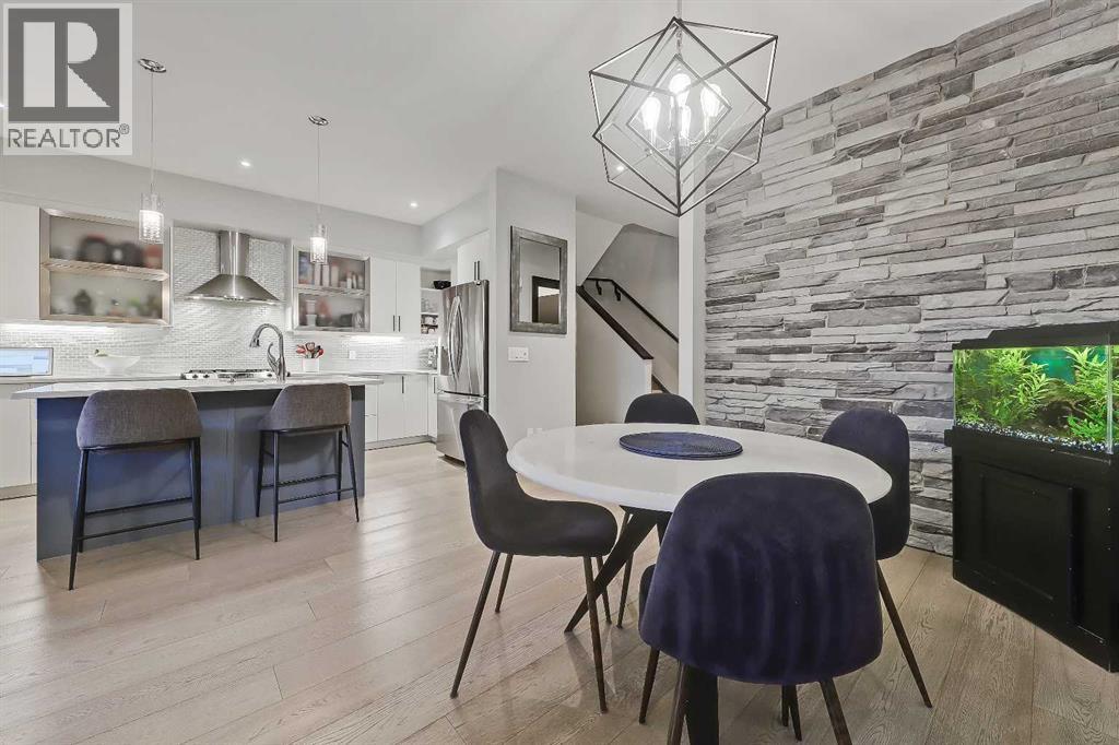 2110 27 Avenue Sw, Calgary, Alberta  T2T 1H7 - Photo 11 - A2284337