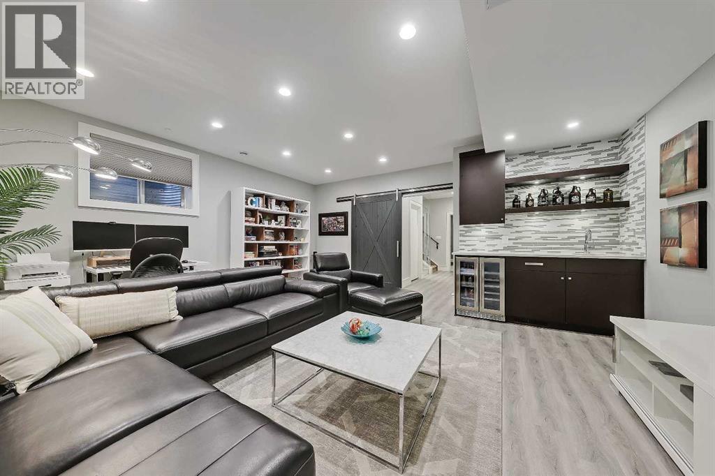 2110 27 Avenue Sw, Calgary, Alberta  T2T 1H7 - Photo 27 - A2284337