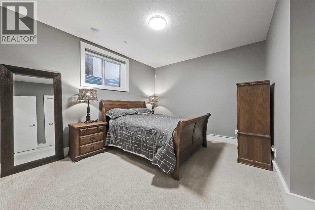 2110 27 Avenue Sw, Calgary, Alberta  T2T 1H7 - Photo 31 - A2284337