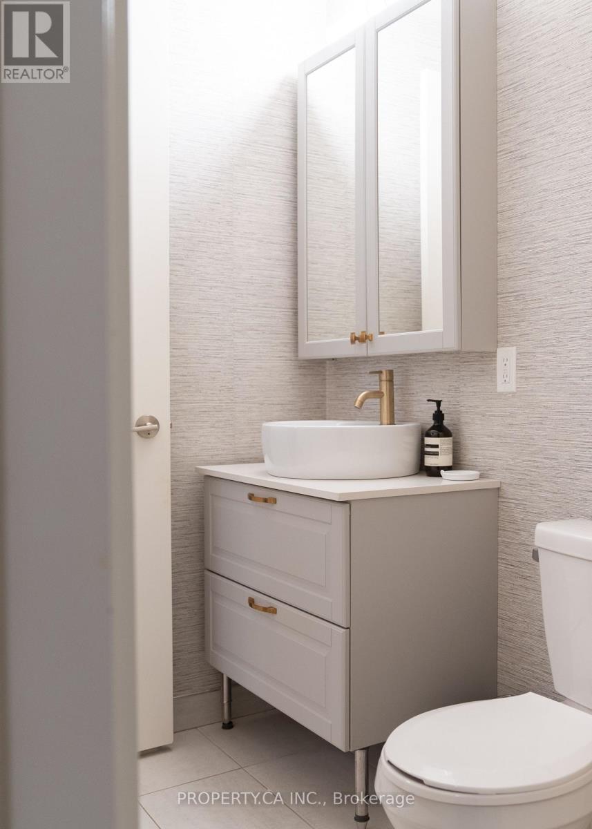 618 - 330 Richmond Street W, Toronto, Ontario  M5V 0M4 - Photo 6 - C12790494