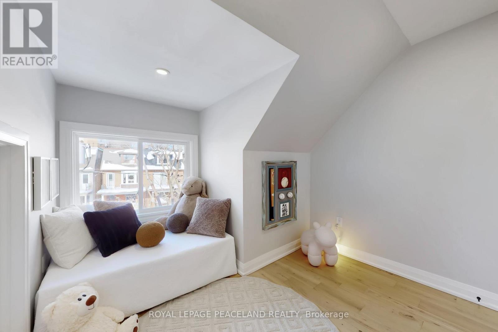 101 Marchmount Road, Toronto, Ontario  M6G 2B2 - Photo 27 - C12790504