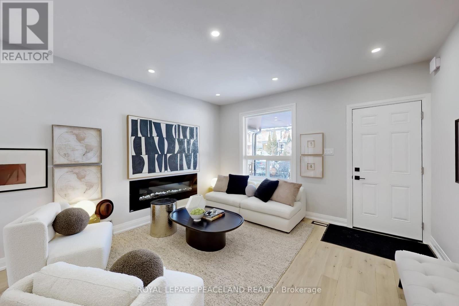 101 Marchmount Road, Toronto, Ontario  M6G 2B2 - Photo 4 - C12790504