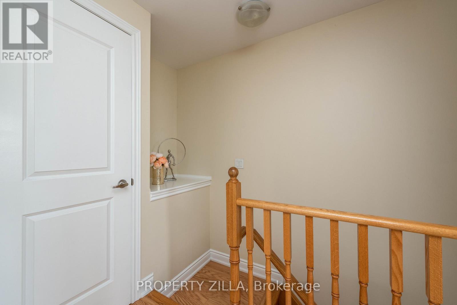 2 - 9621 Jane Street, Vaughan, Ontario  L6A 4G5 - Photo 3 - N12790514