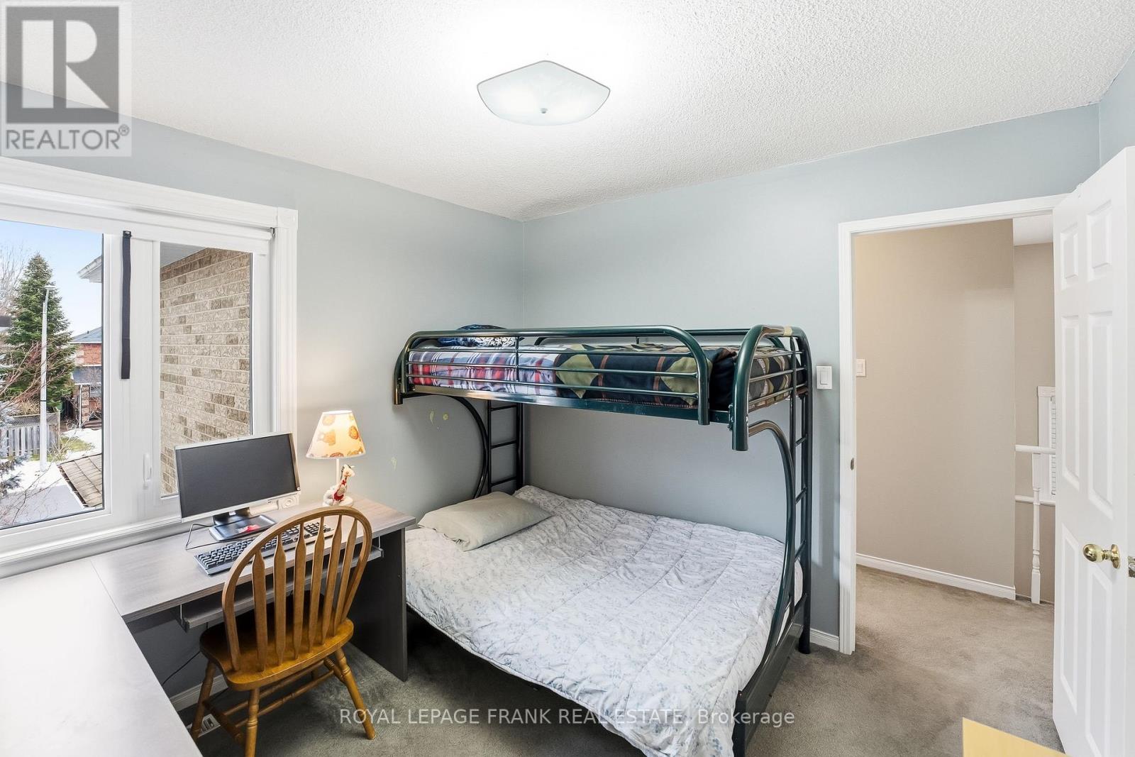 63 Farncomb Crescent, Clarington, Ontario  L1C 4L8 - Photo 19 - E12700392