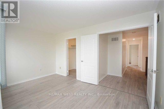 5758 Greensboro Drive, Mississauga, Ontario  L5M 5T8 - Photo 14 - W12790490