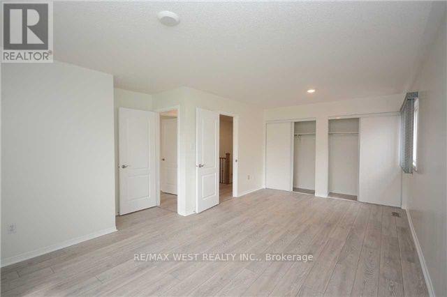 5758 Greensboro Drive, Mississauga, Ontario  L5M 5T8 - Photo 15 - W12790490