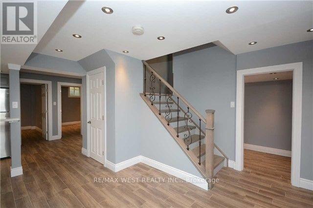 5758 Greensboro Drive, Mississauga, Ontario  L5M 5T8 - Photo 21 - W12790490