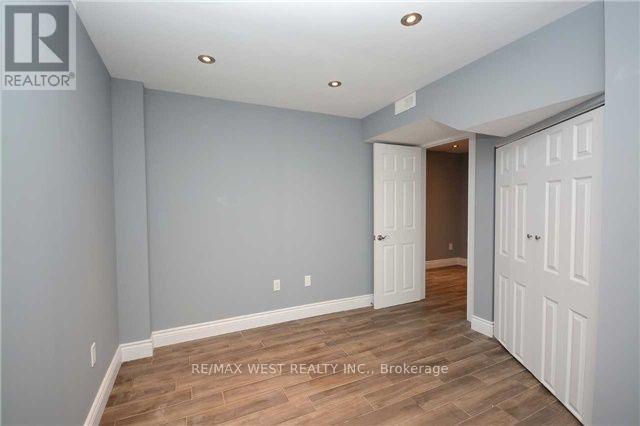 5758 Greensboro Drive, Mississauga, Ontario  L5M 5T8 - Photo 27 - W12790490