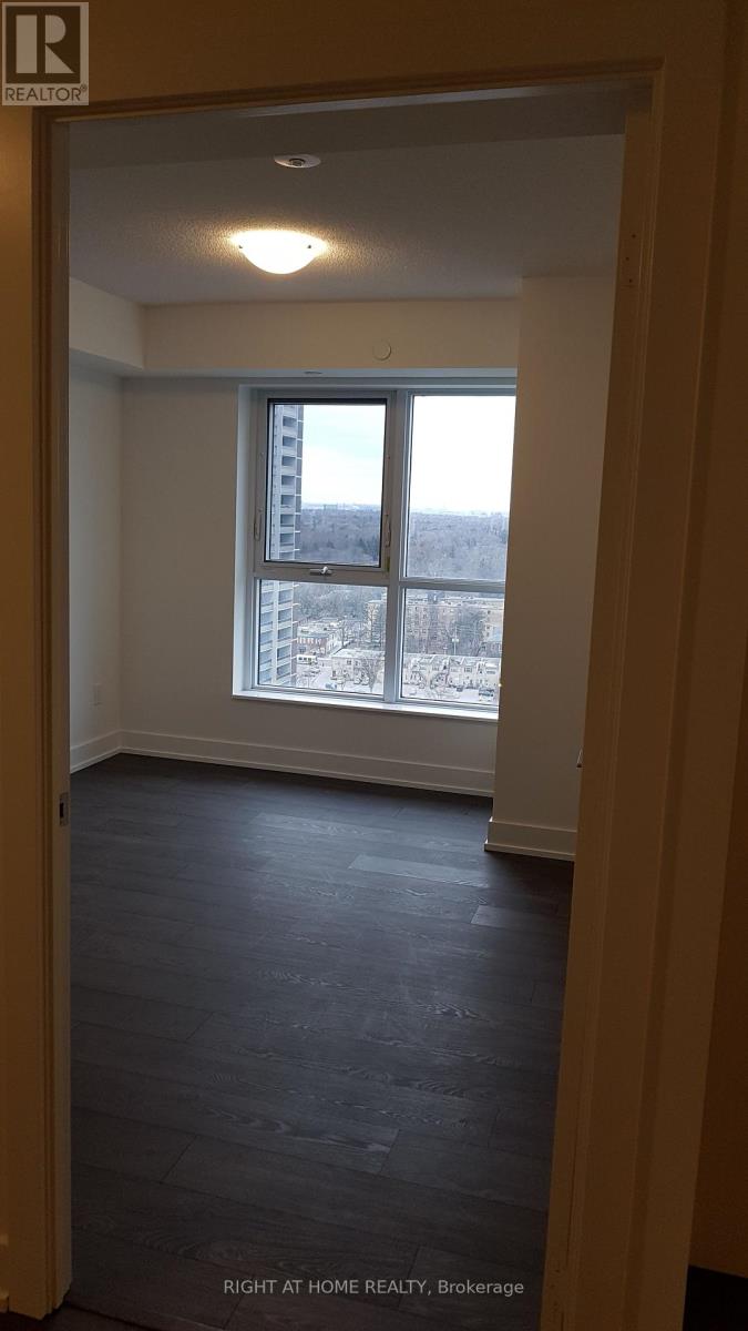 2003 - 7 Mabelle Avenue, Toronto, Ontario  M9A 0C9 - Photo 3 - W12790502