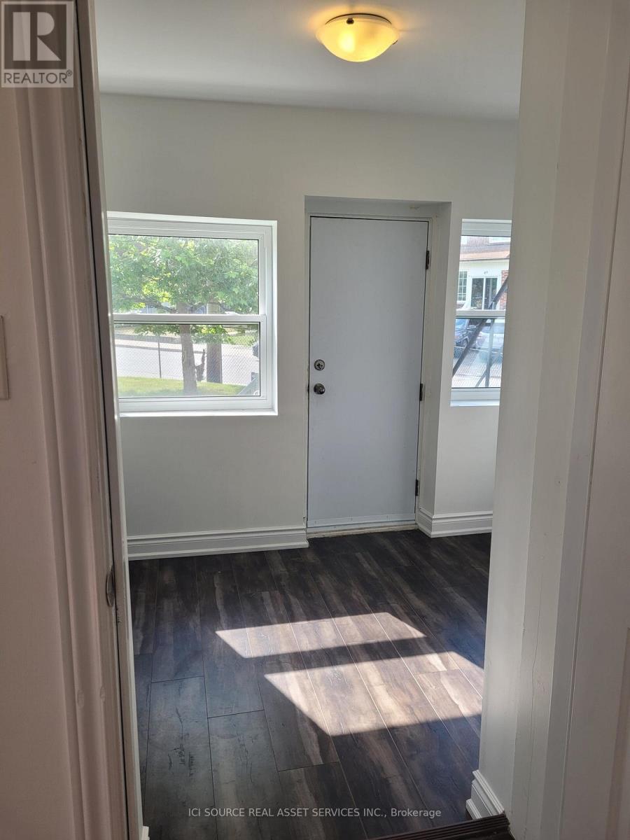 1 - 44 Bartonville Avenue W, Toronto, Ontario  M6M 2B5 - Photo 8 - W12790506