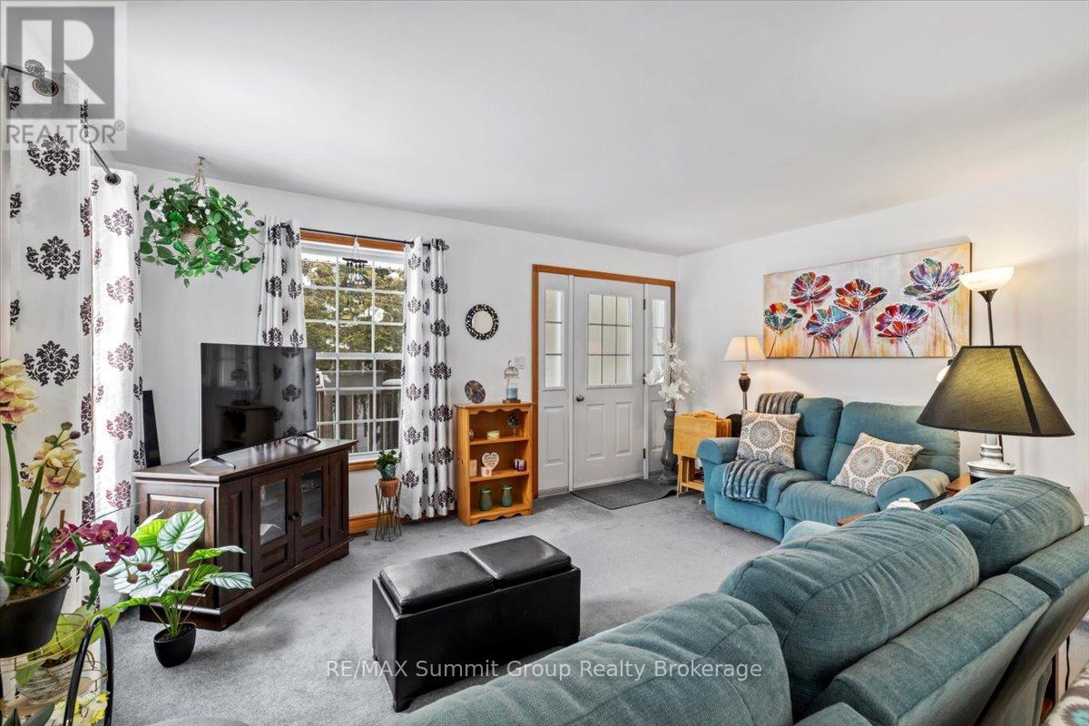 625548 16b Side Road, Grey Highlands, Ontario  N0C 1H0 - Photo 5 - X12790574