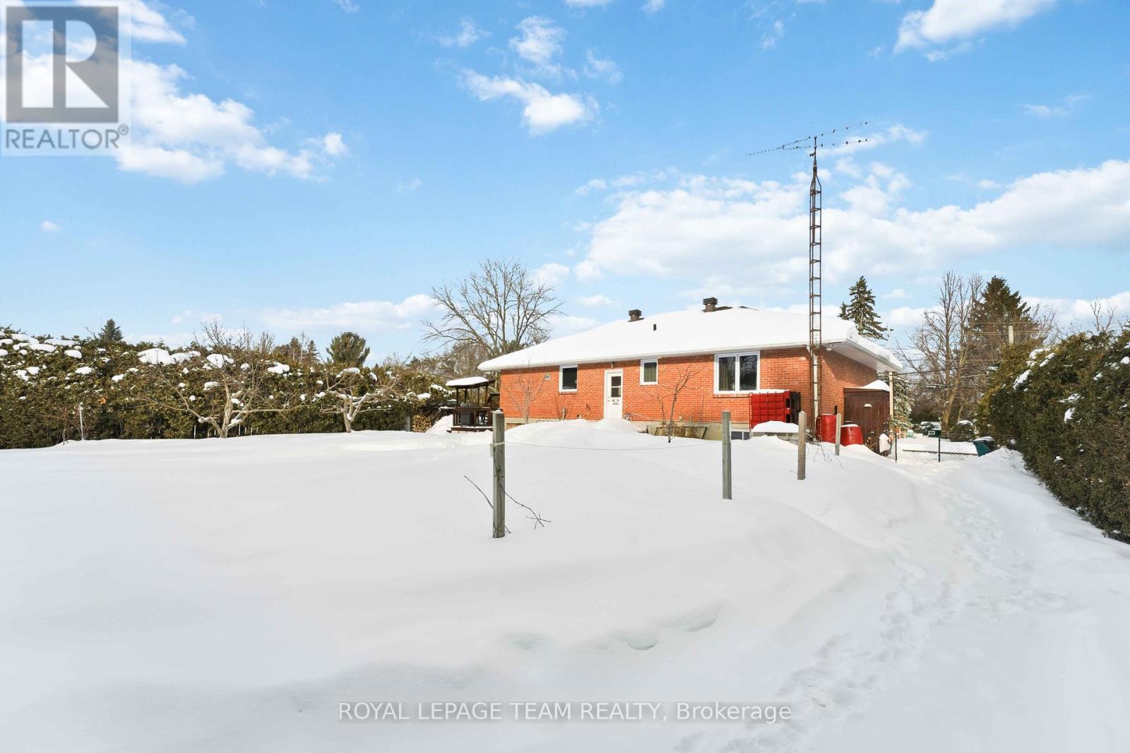 3322 Elizabeth Street, Ottawa, Ontario  K0A 2W0 - Photo 32 - X12784322