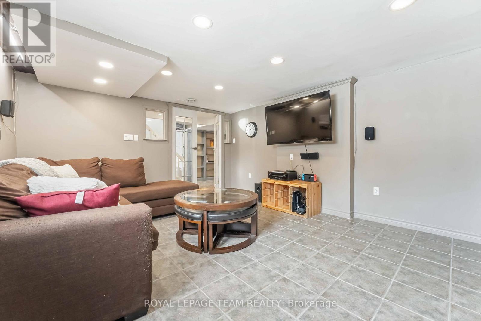 3322 Elizabeth Street, Ottawa, Ontario  K0A 2W0 - Photo 27 - X12784322